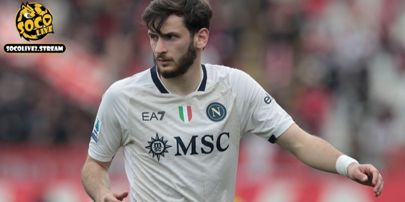 Napoli là bệ phóng giúp cho sự nghiệp của Kvaratskhelia thăng hoa